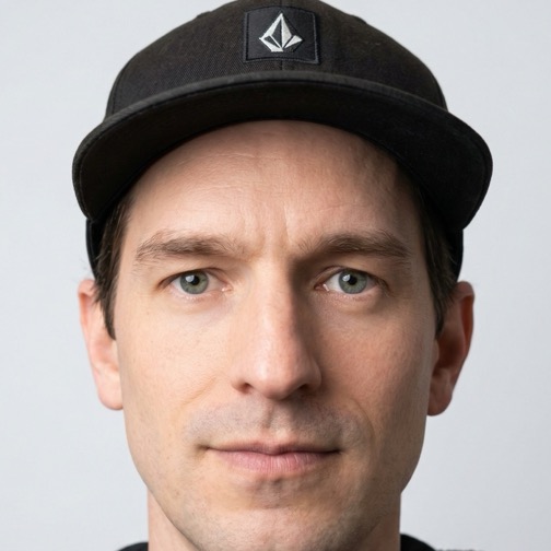 Borja Obeso, Distribb co-founder